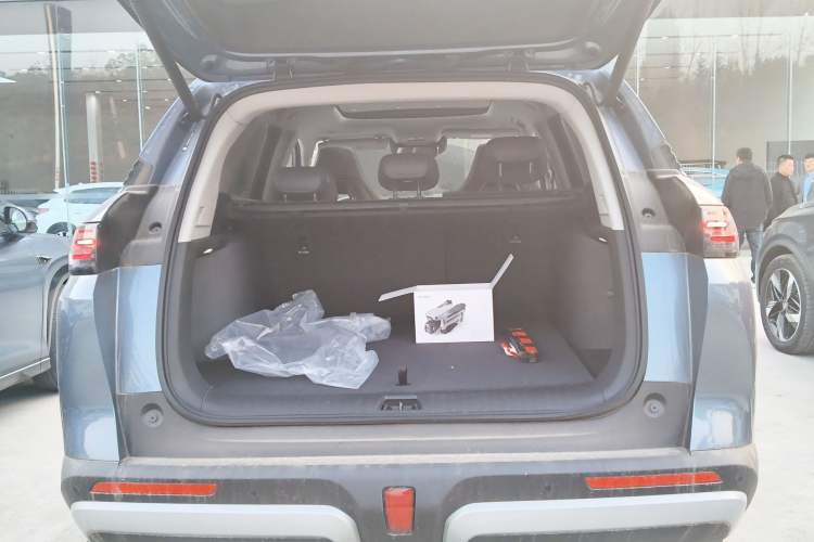 Used BYD Sealion 07 DM-i 2025 150 Flagship+ Edition Trunk