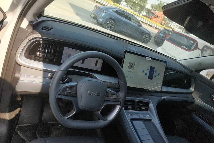 Used BYD Sealion 07 DM-i 2025 150 Flagship+ Edition Center Console