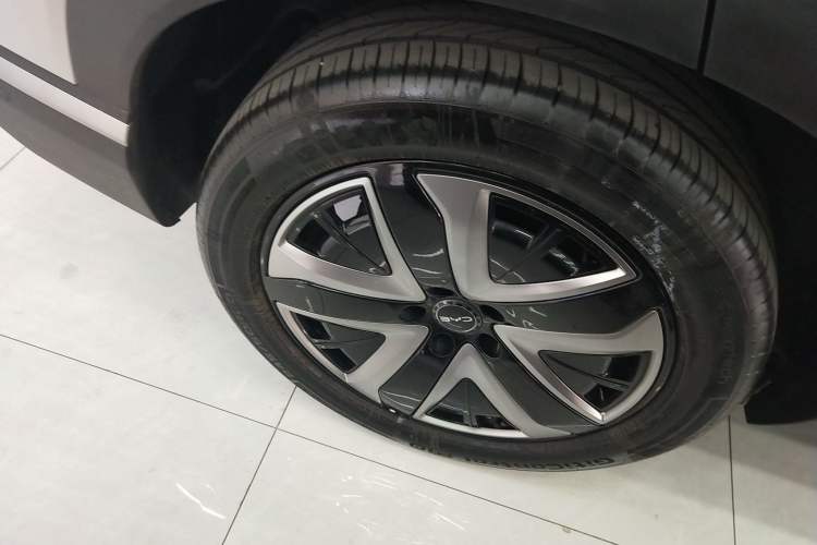 Used BYD Sealion 07 DM-i 2025 150 Flagship+ Edition Exterior 8