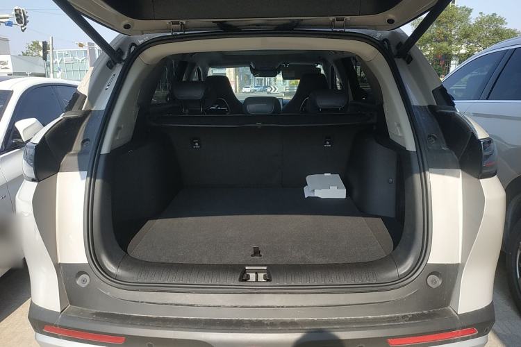 Used BYD Sealion 07 DM-i 2025 150 Flagship+ Edition Trunk