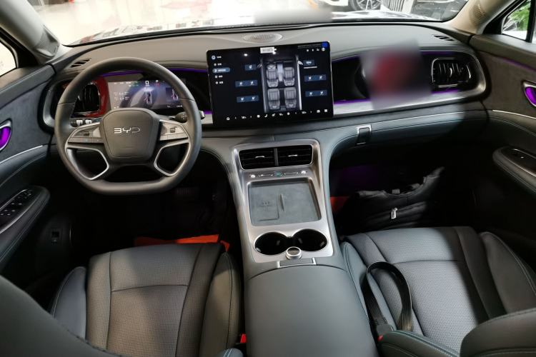 Used BYD Sealion 07 DM-i 2025 150 Flagship+ Edition Center Console