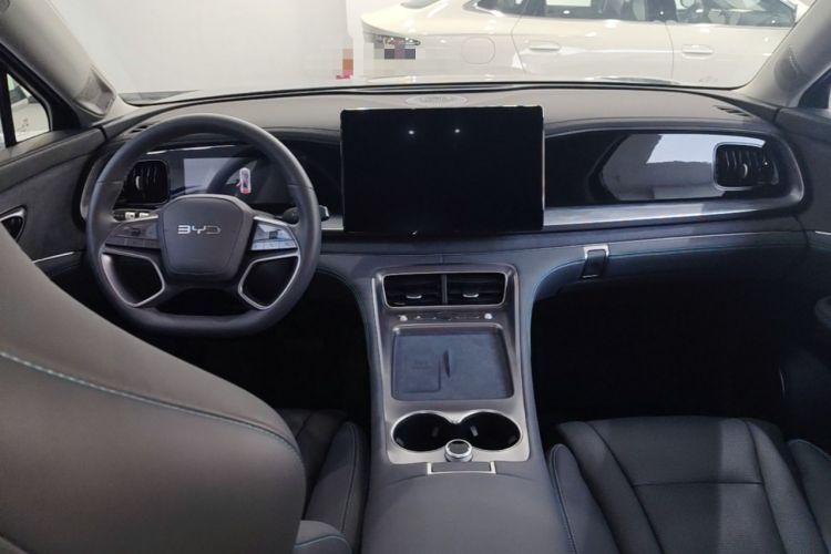 Used BYD Sealion 07 DM-i 2025 150 Flagship+ Edition Center Console