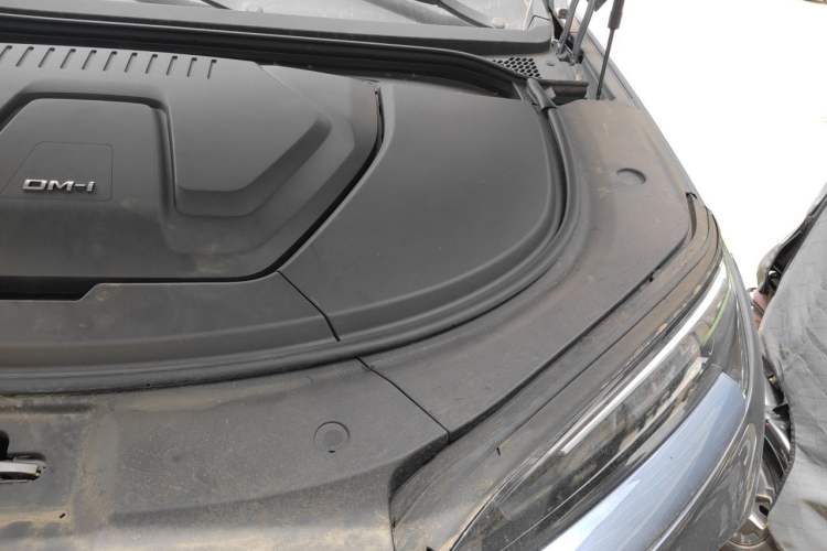 Used BYD Sealion 07 DM-i 2025 150 Flagship Edition Engine Bay Left