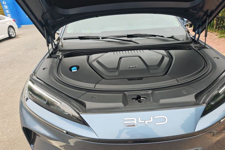 Used BYD Sealion 07 DM-i 2025 150 Flagship+ Edition Engine Bay Right