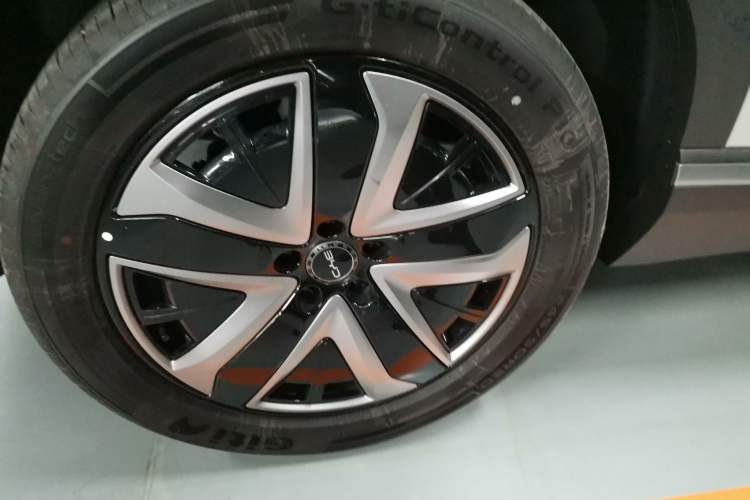 Used BYD Sealion 07 DM-i 2025 150 Flagship+ Edition Exterior 8