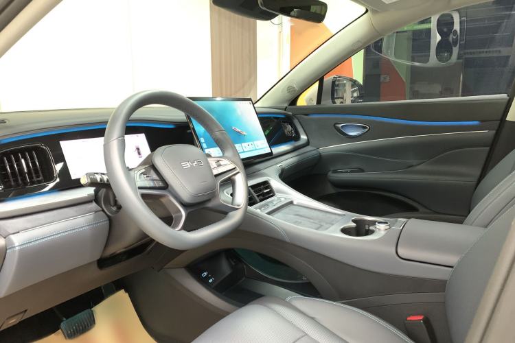Used BYD Sealion 07 DM-i 2025 150 Flagship+ Edition Interior 1