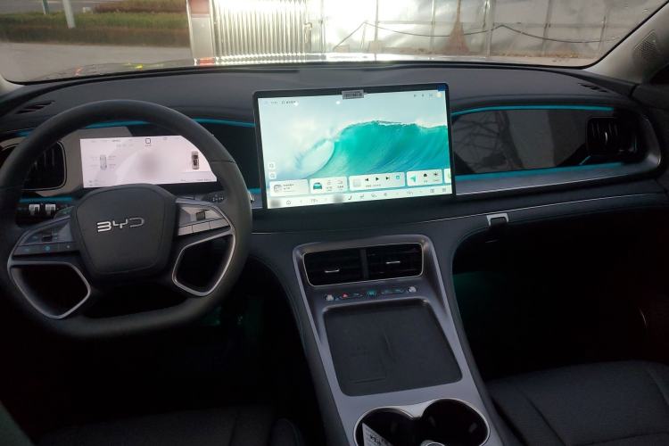 Used BYD Sealion 07 DM-i 2025 150 Flagship+ Edition Interior 3