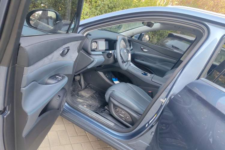 Used BYD Sealion 07 DM-i 2025 150 Flagship+ Edition Interior 4