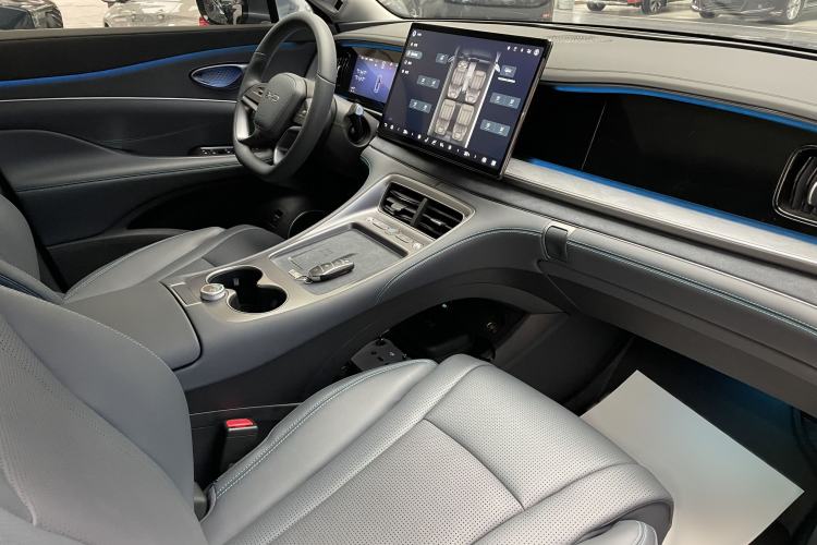 Used BYD Sealion 07 DM-i 2025 150 Flagship+ Edition Interior 4