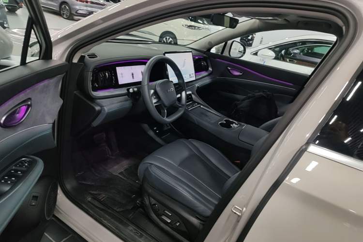 Used BYD Sealion 07 DM-i 2025 150 Flagship+ Edition Left Front Seat