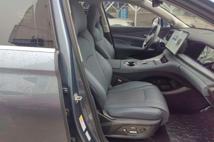 Used BYD Sealion 07 DM-i 2025 150 Flagship+ Edition Right Front Seat