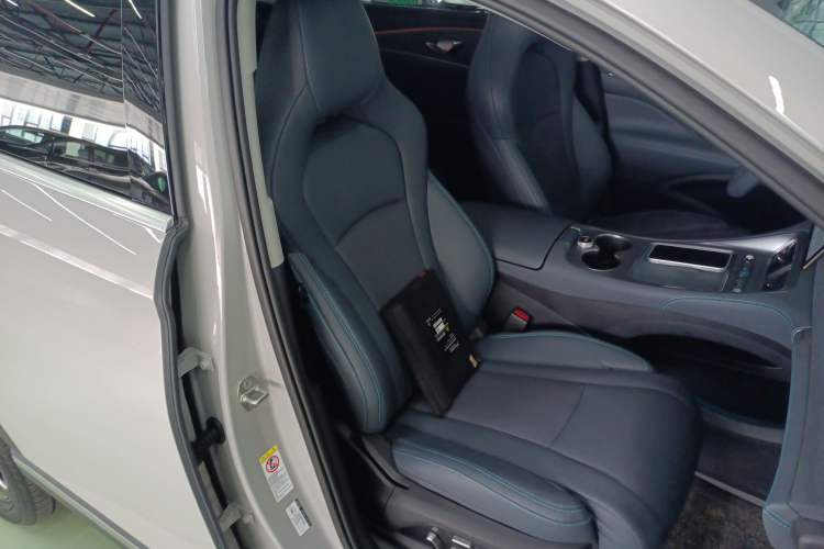 Used BYD Sealion 07 DM-i 2025 150 Flagship+ Edition Right Front Seat