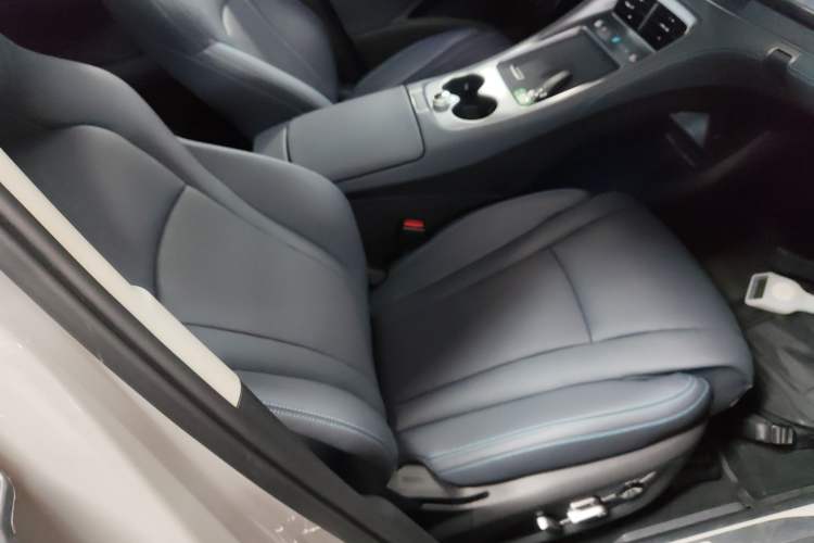 Used BYD Sealion 07 DM-i 2025 150 Flagship+ Edition Right Front Seat