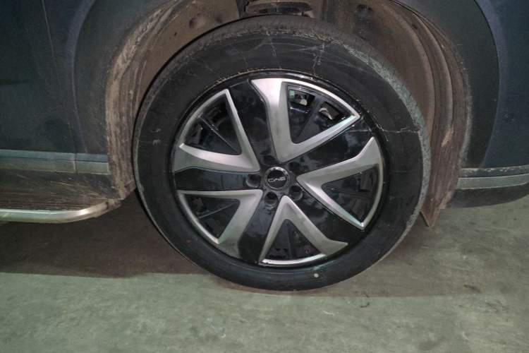 Used BYD Sealion 07 DM-i 2025 150 Flagship+ Edition Right Front Wheel Hub