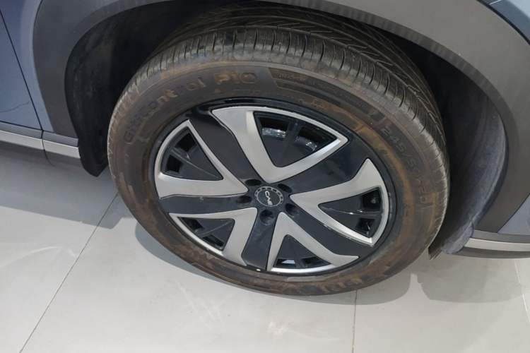 Used BYD Sealion 07 DM-i 2025 150 Flagship+ Edition Right Front Wheel Hub