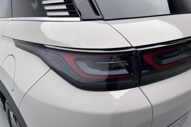 Used BYD Sealion 07 DM-i 2025 150 Flagship+ Edition Right Rear Taillight