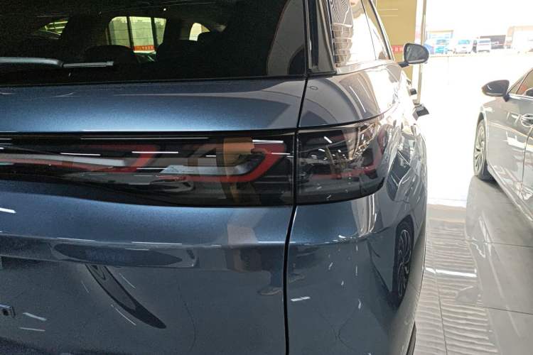 Used BYD Sealion 07 DM-i 2025 150 Flagship Edition Right Rear Taillight