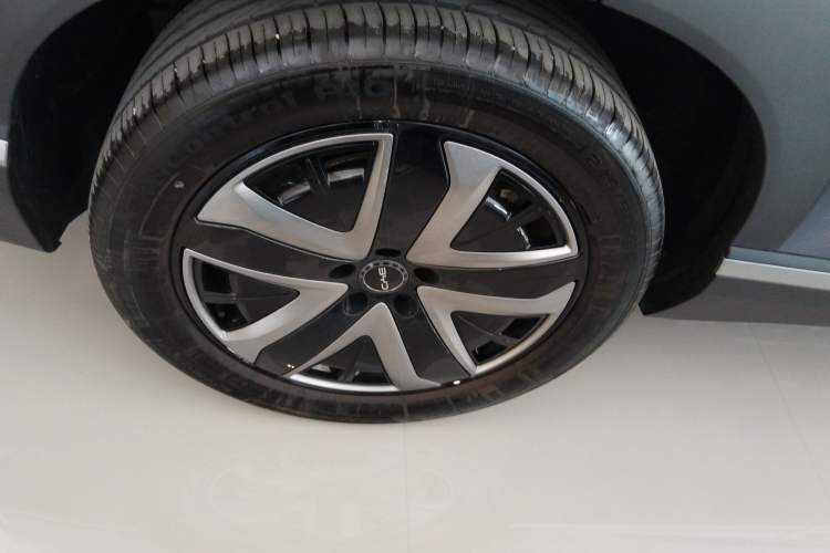Used BYD Sealion 07 DM-i 2025 150 Flagship+ Edition Right Rear Wheel Hub