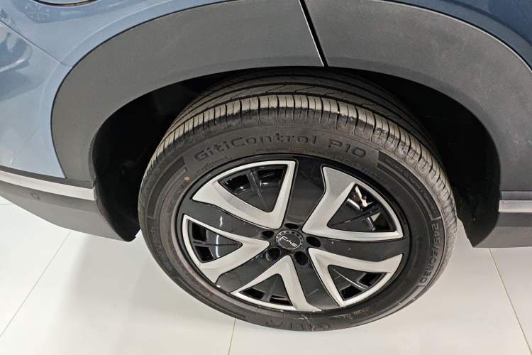 Used BYD Sealion 07 DM-i 2025 150 Flagship Edition Right Rear Wheel Hub