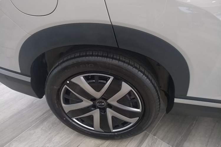 Used BYD Sealion 07 DM-i 2025 150 Flagship+ Edition Right Rear Wheel Hub