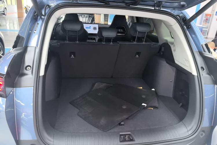 Used BYD Sealion 07 DM-i 2025 150 Flagship+ Edition Trunk