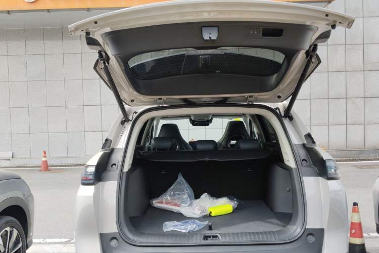 Used BYD Sealion 07 DM-i 2025 150 Flagship+ Edition Trunk