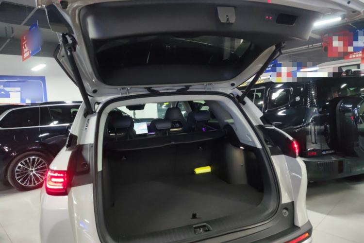 Used BYD Sealion 07 DM-i 2025 150 Flagship+ Edition Trunk