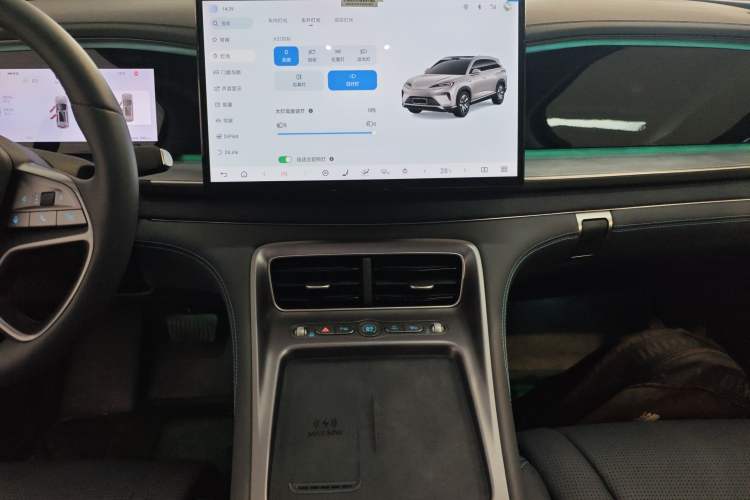 Used BYD Sealion 07 DM-i 2025 150 Flagship+ Edition Audio And AC Panel