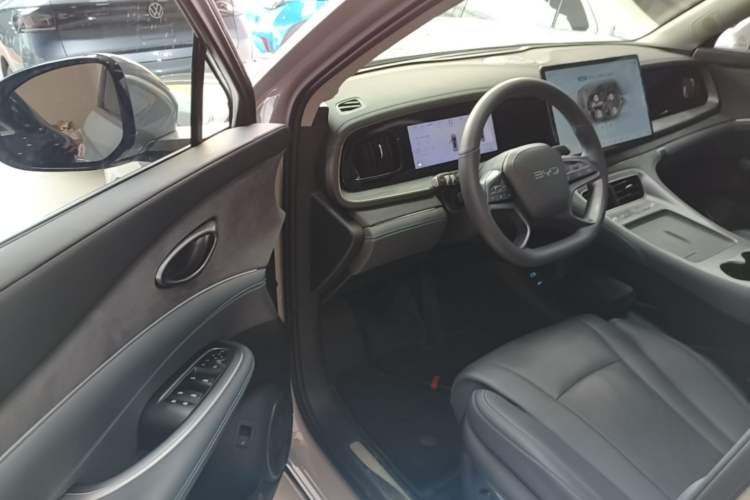 Used BYD Sealion 07 DM-i 2025 150 Flagship+ Edition Driver Seat