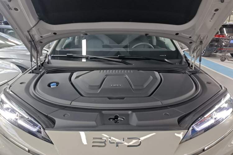 Used BYD Sealion 07 DM-i 2025 150 Flagship+ Edition Engine Bay