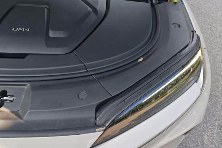 Used BYD Sealion 07 DM-i 2025 150 Flagship Edition Engine Bay Left