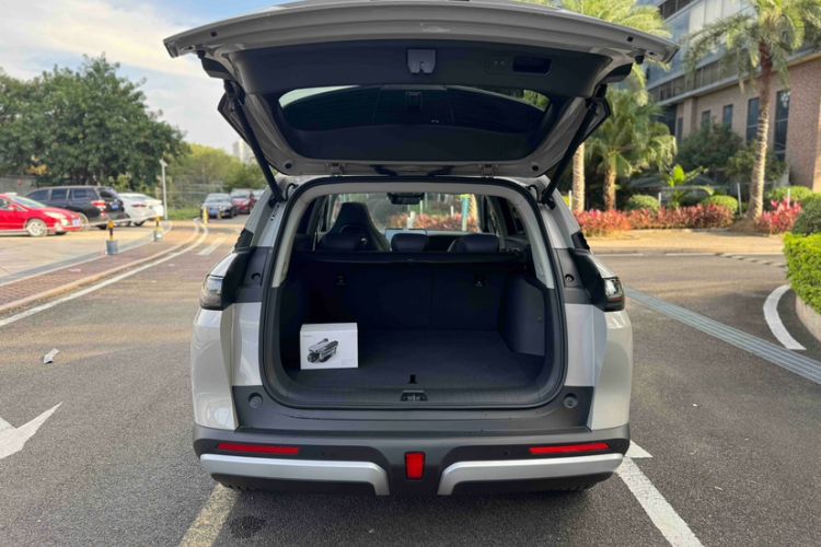Used BYD Sealion 07 DM-i 2025 150 Flagship+ Edition Exterior 12