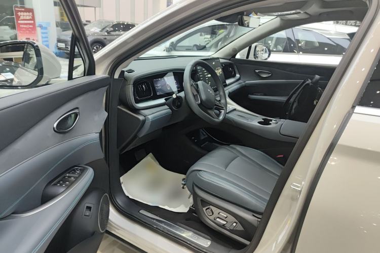 Used BYD Sealion 07 DM-i 2025 150 Flagship+ Edition Interior 3