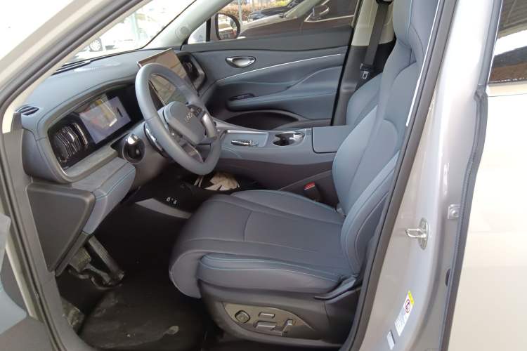 Used BYD Sealion 07 DM-i 2025 150 Flagship+ Edition Left Front Seat
