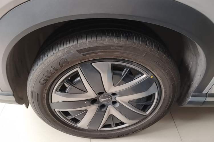 Used BYD Sealion 07 DM-i 2025 150 Flagship+ Edition Left Front Wheel Hub
