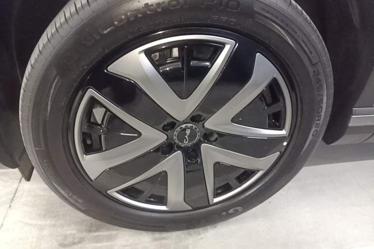Used BYD Sealion 07 DM-i 2025 150 Flagship Edition Left Front Wheel Hub