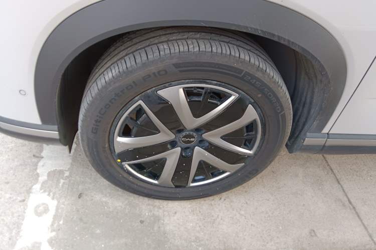 Used BYD Sealion 07 DM-i 2025 150 Flagship+ Edition Left Front Wheel Hub