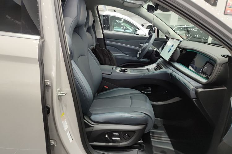 Used BYD Sealion 07 DM-i 2025 150 Flagship+ Edition Right Front Seat