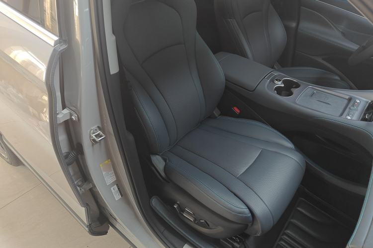 Used BYD Sealion 07 DM-i 2025 150 Flagship+ Edition Right Front Seat