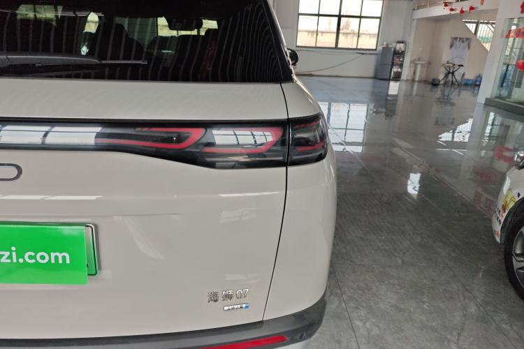 Used BYD Sealion 07 DM-i 2025 150 Flagship+ Edition Right Rear Taillight