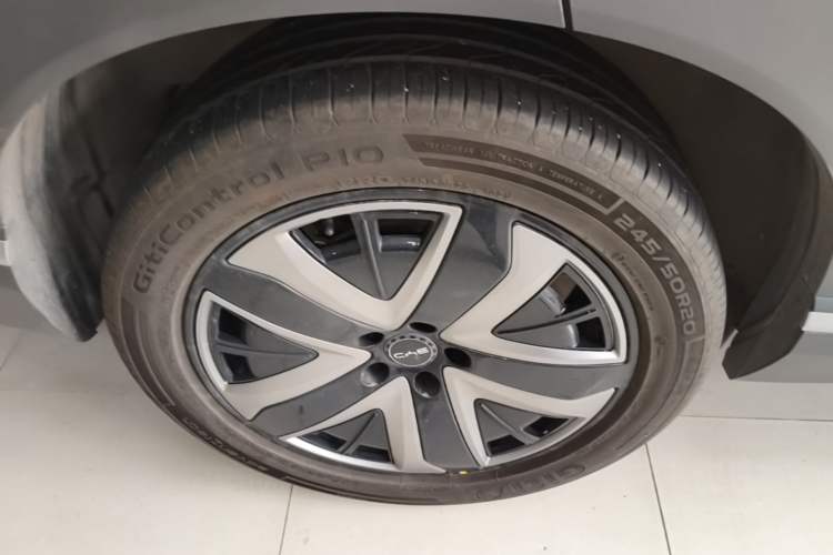 Used BYD Sealion 07 DM-i 2025 150 Flagship+ Edition Right Rear Wheel Hub