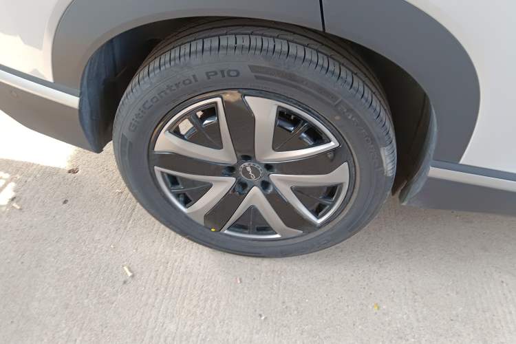 Used BYD Sealion 07 DM-i 2025 150 Flagship+ Edition Right Rear Wheel Hub
