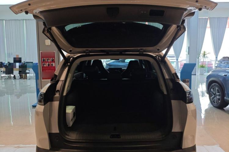 Used BYD Sealion 07 DM-i 2025 150 Flagship+ Edition Trunk