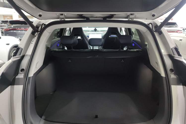 Used BYD Sealion 07 DM-i 2025 150 Flagship+ Edition Trunk