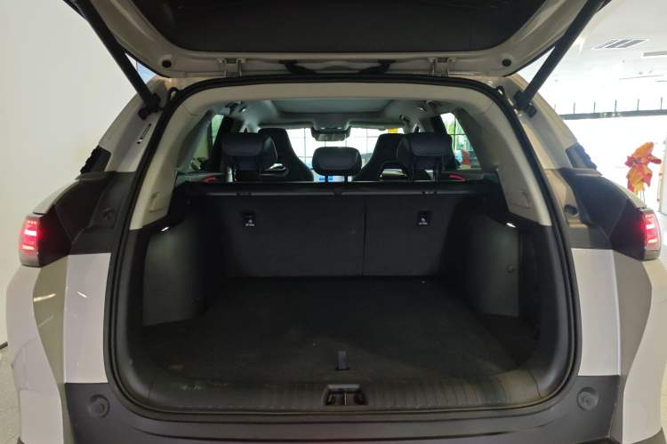 Used BYD Sealion 07 DM-i 2025 150 Flagship+ Edition Trunk