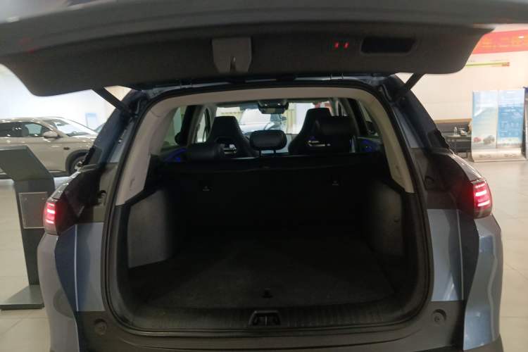 Used BYD Sealion 07 DM-i 2025 150 Flagship+ Edition Trunk