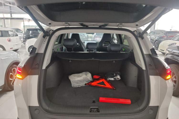 Used BYD Sealion 07 DM-i 2025 150 Flagship+ Edition Trunk