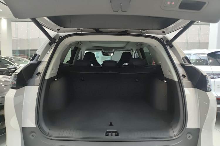 Used BYD Sealion 07 DM-i 2025 150 Flagship+ Edition Trunk