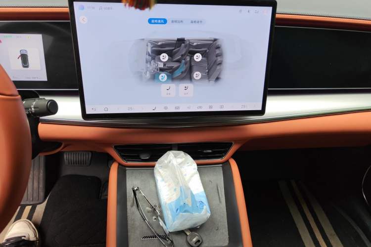 Used BYD Sealion 07 EV 2024 610 Zhihang Edition Audio And AC Panel