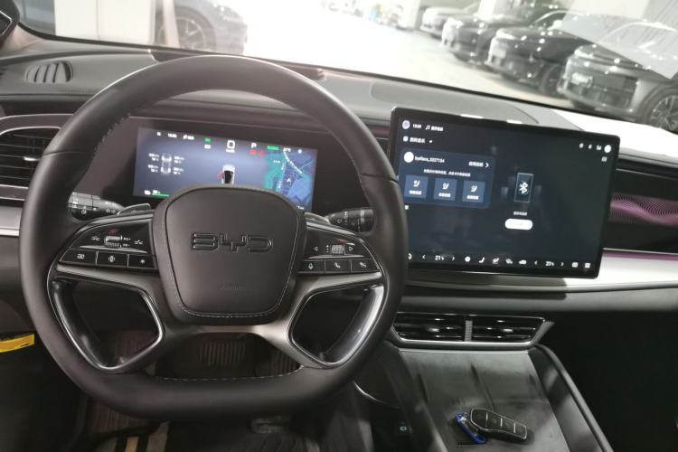 Used BYD Sealion 07 EV 2024 610 Zhihang Edition Center Console